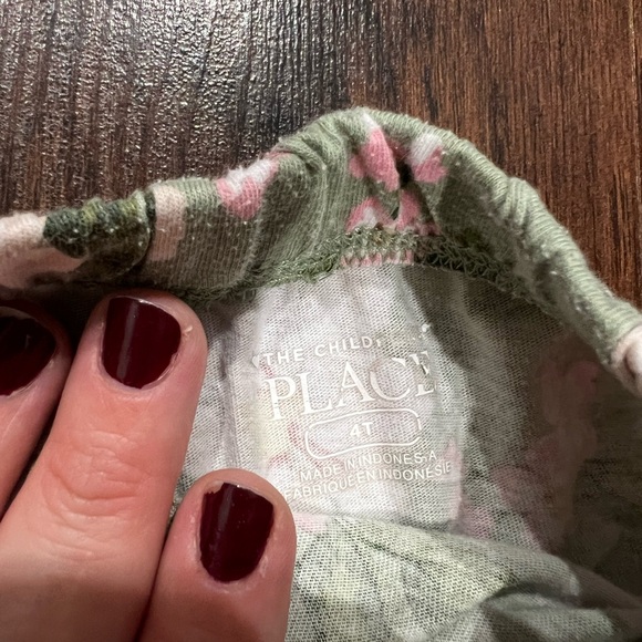 The Children’s Place 4-Piece Tanks and Shorts Set 4t - Picture 7 of 9